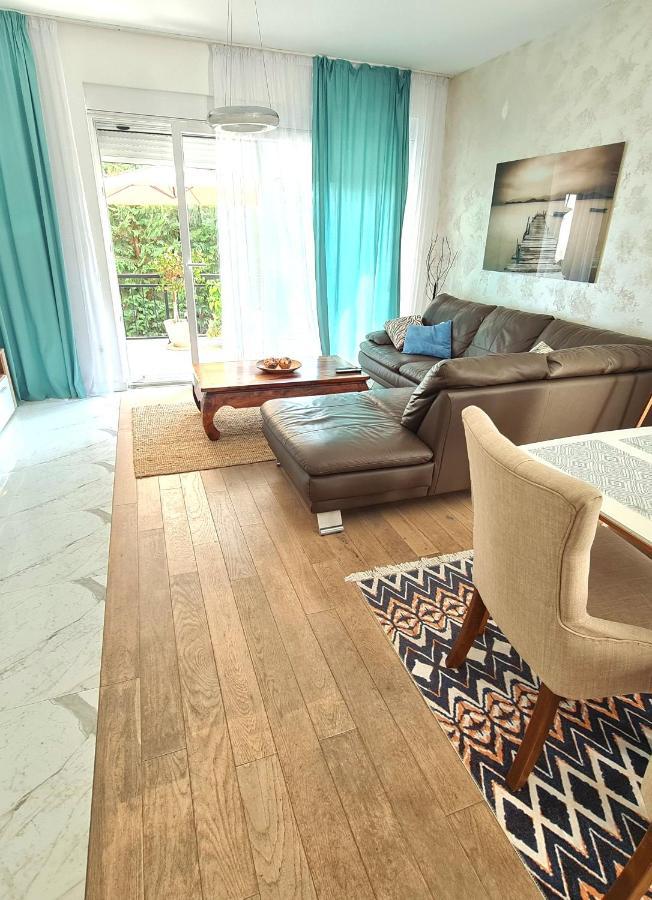 Apartments Тиват Экстерьер фото