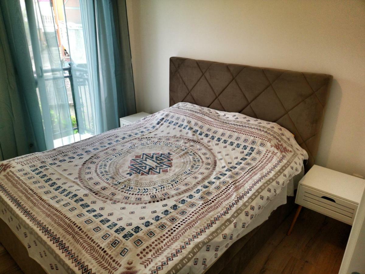 Apartments Тиват Экстерьер фото